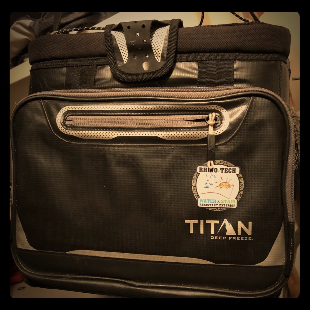 Titan “Deep Freeze” Cooler/Lunch Box